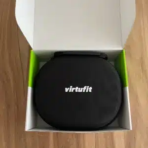 VirtuFit oogmassage apparaat in de verpakking bij mij thuis